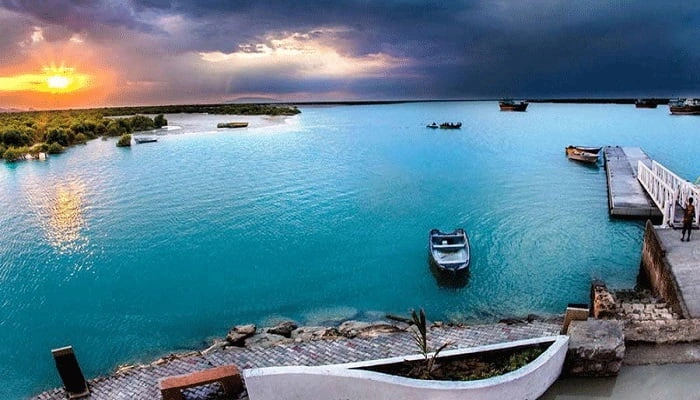 بهترین جاهای دیدنی جزیره هنگام